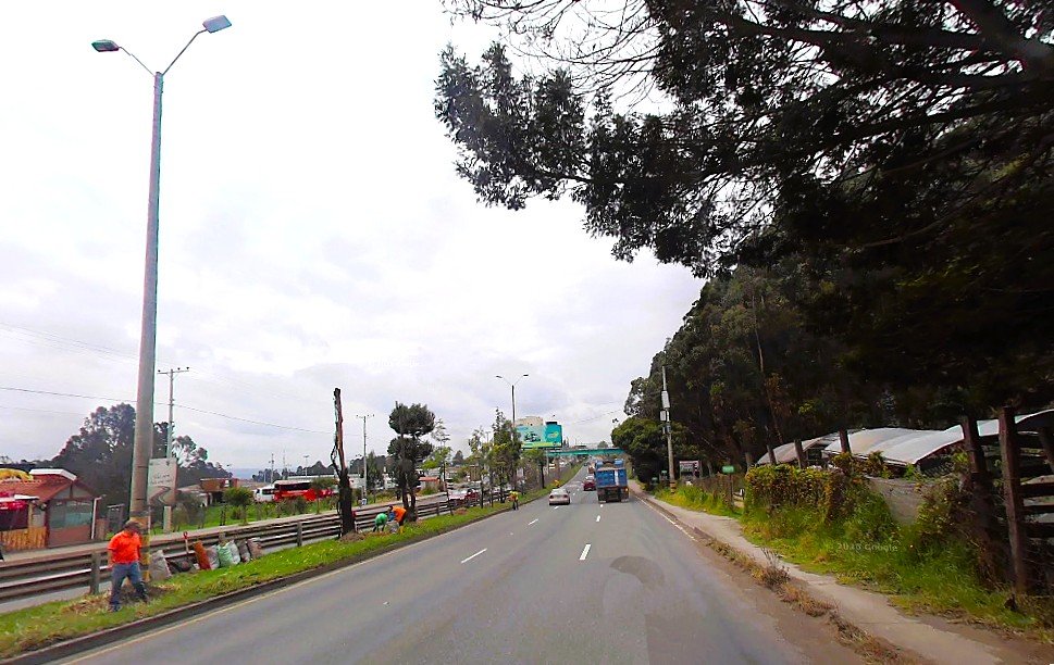 vias-mall-del-alto